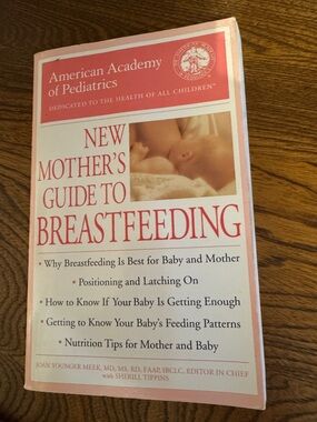 New Mother's Guide to Breastfeeding Book